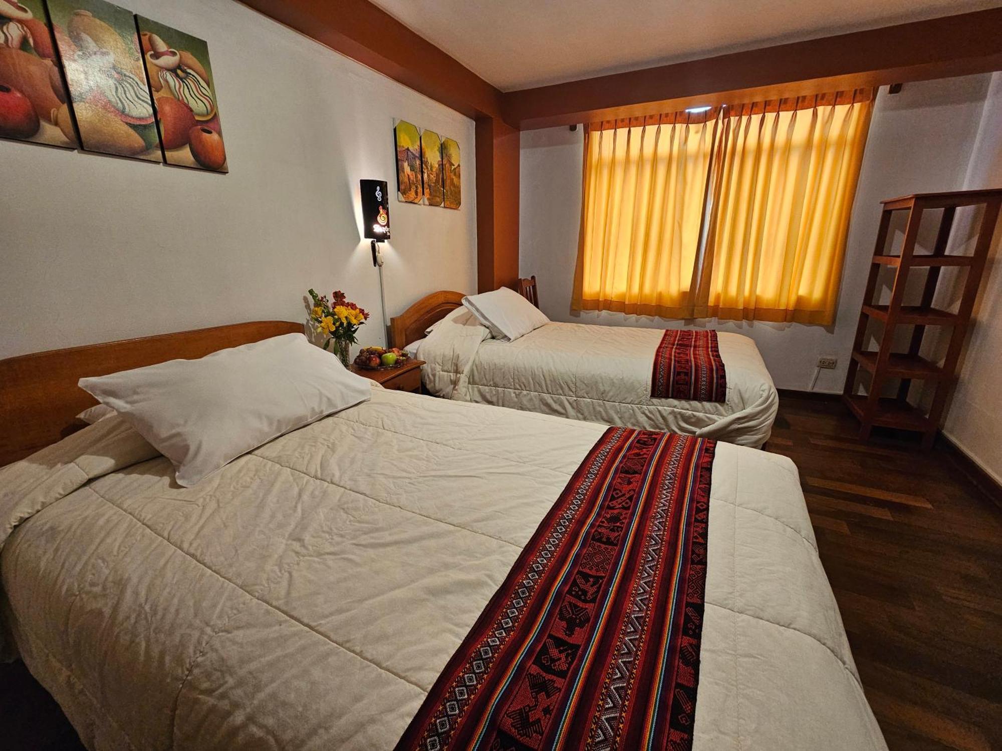 Hostal Con Vista A La Ciudad Santa Ana Cuzco Exterior foto
