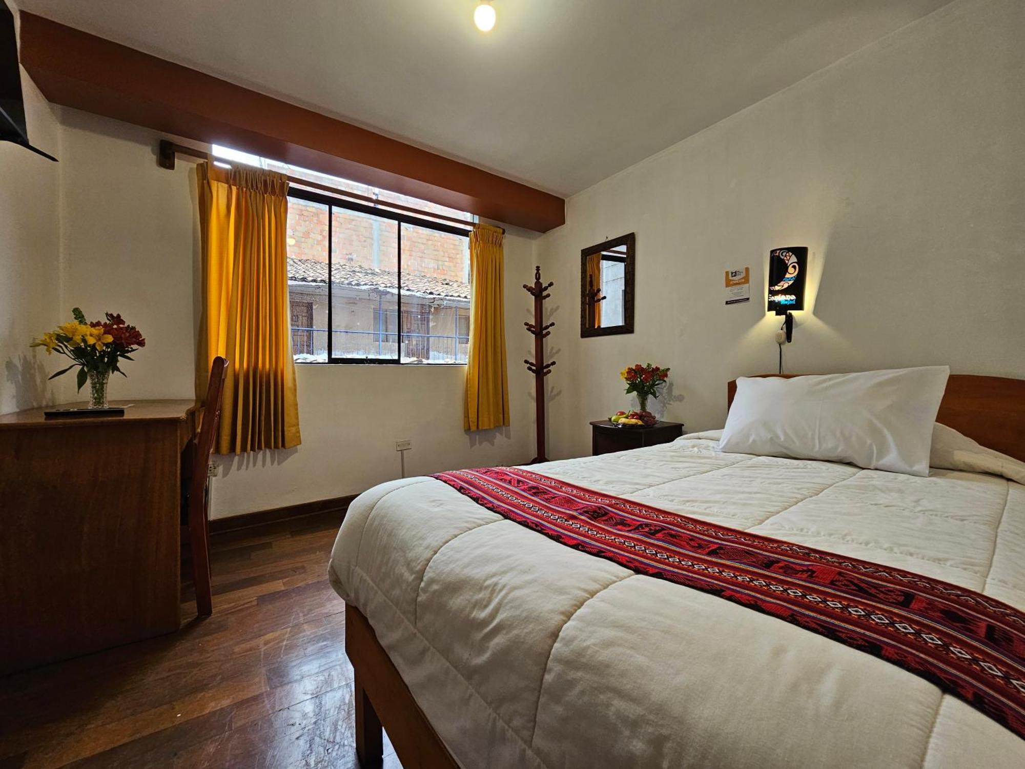 Hostal Con Vista A La Ciudad Santa Ana Cuzco Exterior foto