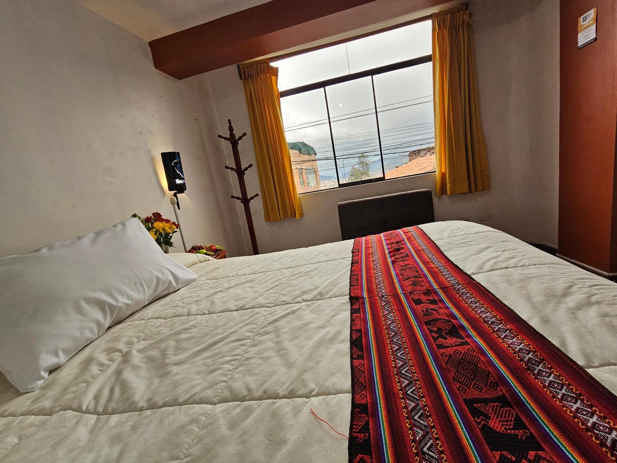 Hostal Con Vista A La Ciudad Santa Ana Cuzco Exterior foto