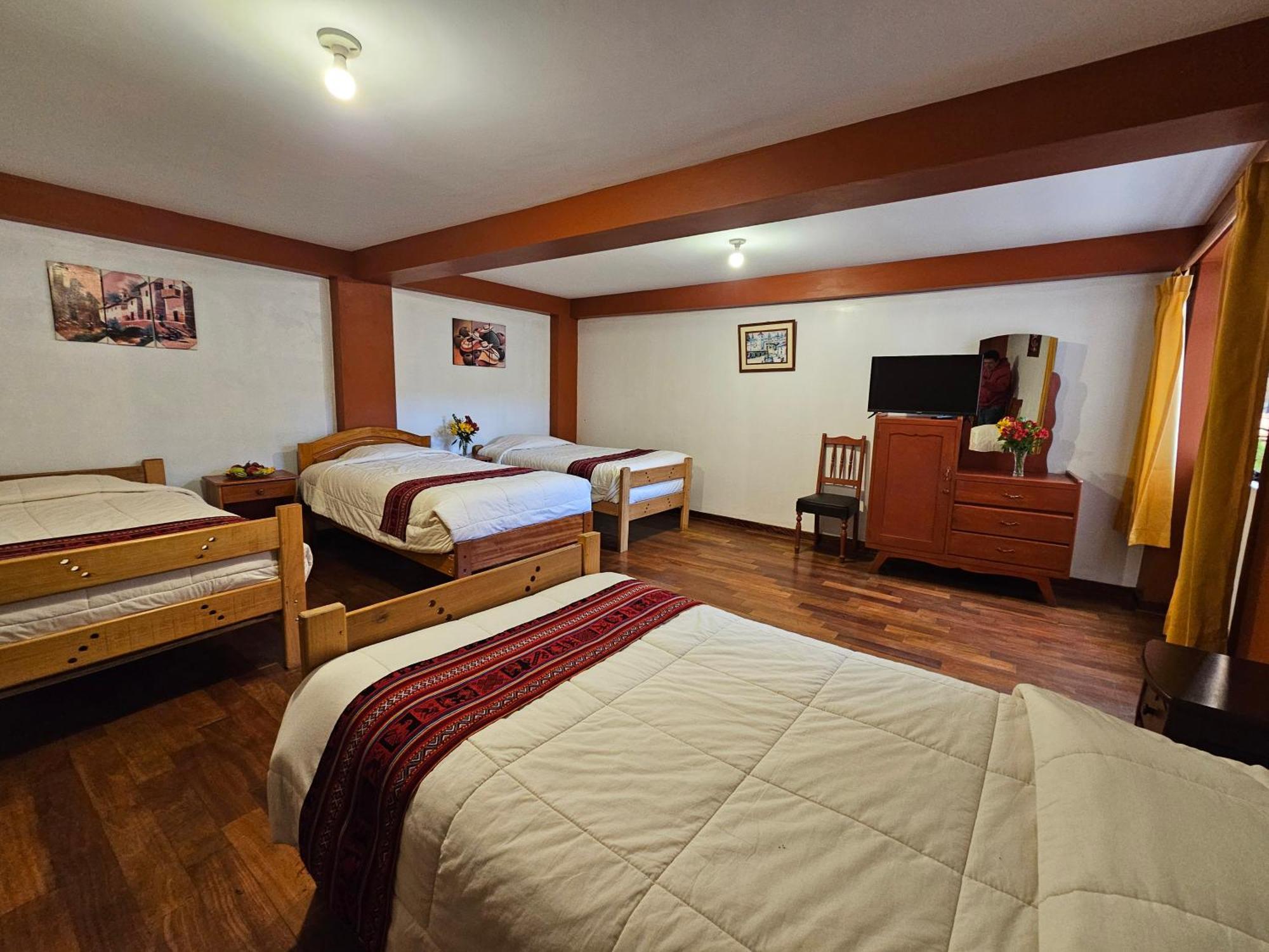 Hostal Con Vista A La Ciudad Santa Ana Cuzco Exterior foto