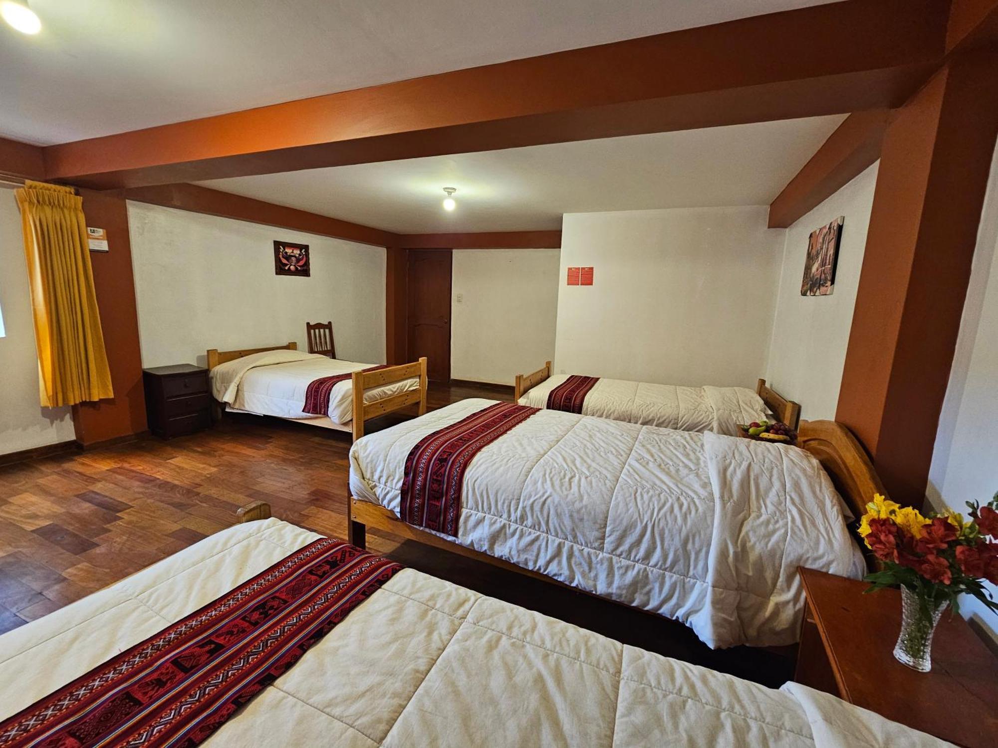 Hostal Con Vista A La Ciudad Santa Ana Cuzco Exterior foto